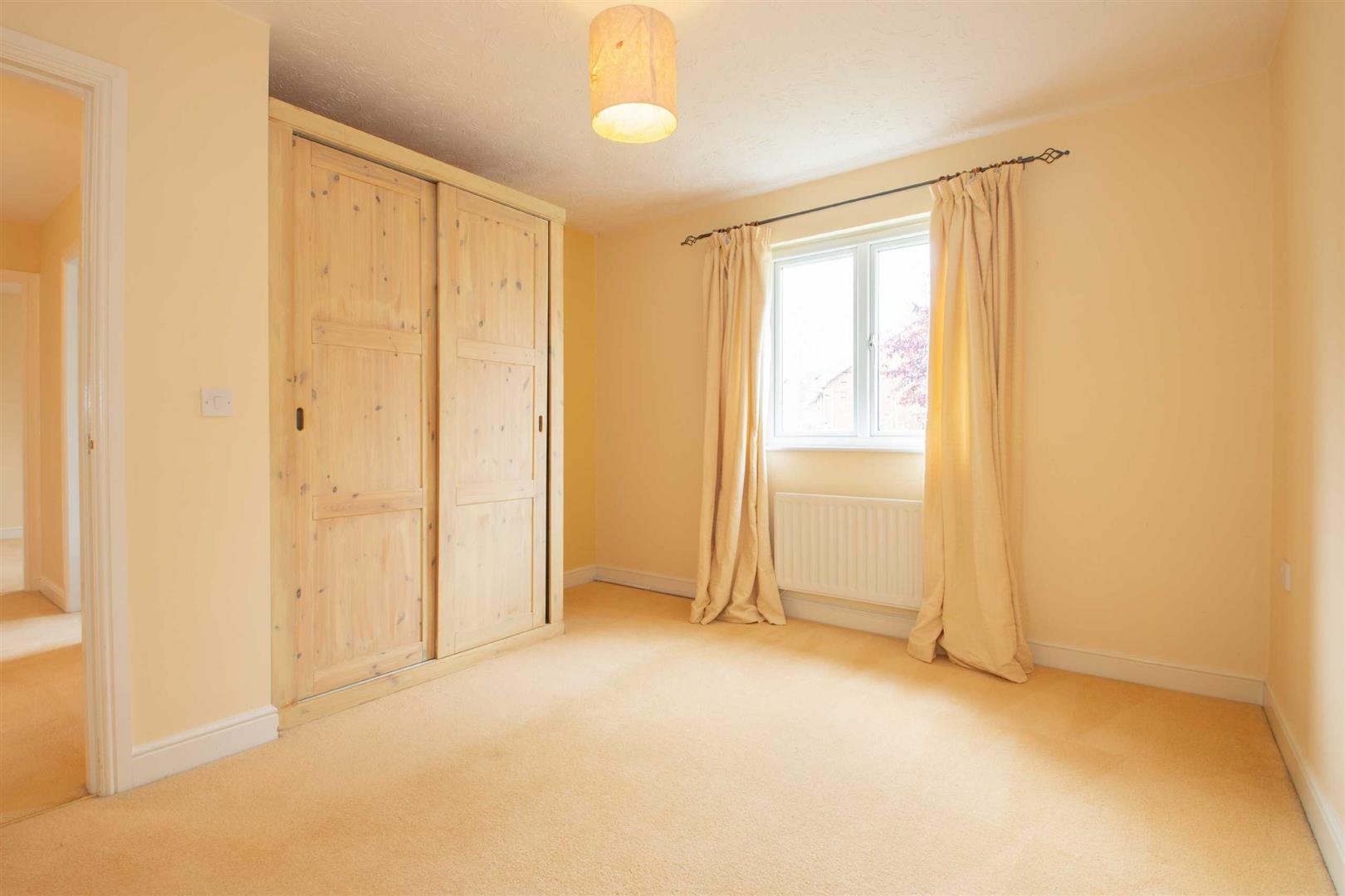Carisbrooke Way, Kingsmead, Milton Keynes